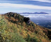 10　【入選】　トキンの岩と浅間山（佐々木幹雄）.jpg